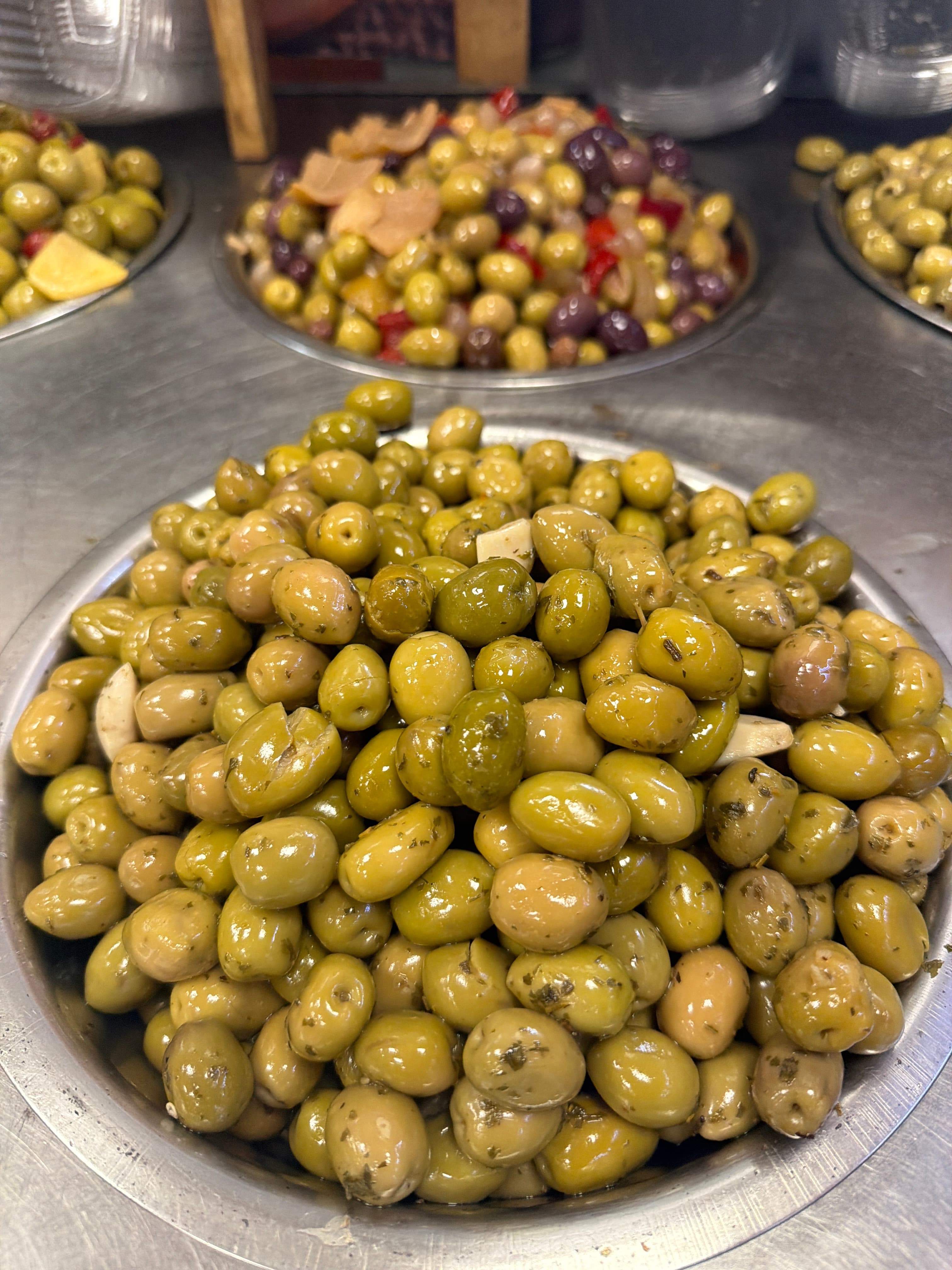Olive cassé à l’ail