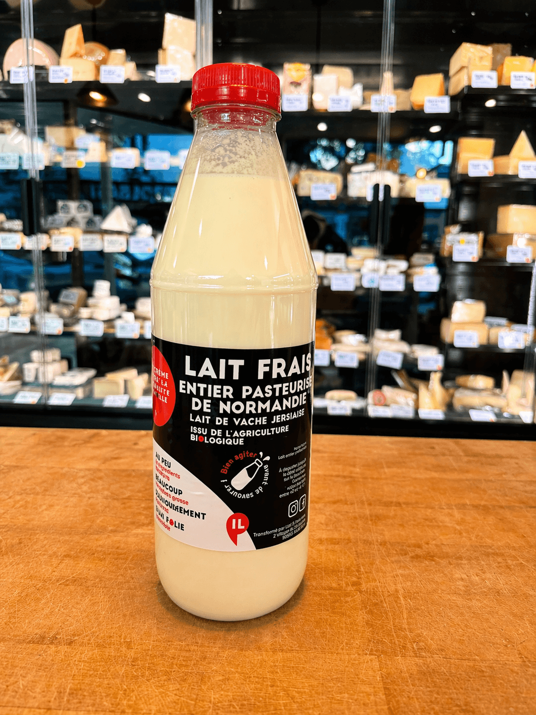 Lait frais entier pasteurisé