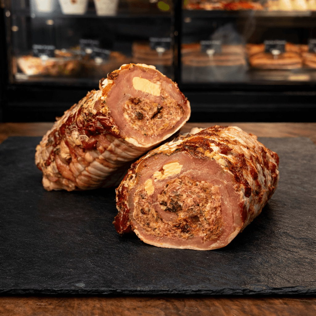 Rôti de veau forestier avec foie gras aux cèpes, girolles et morilles